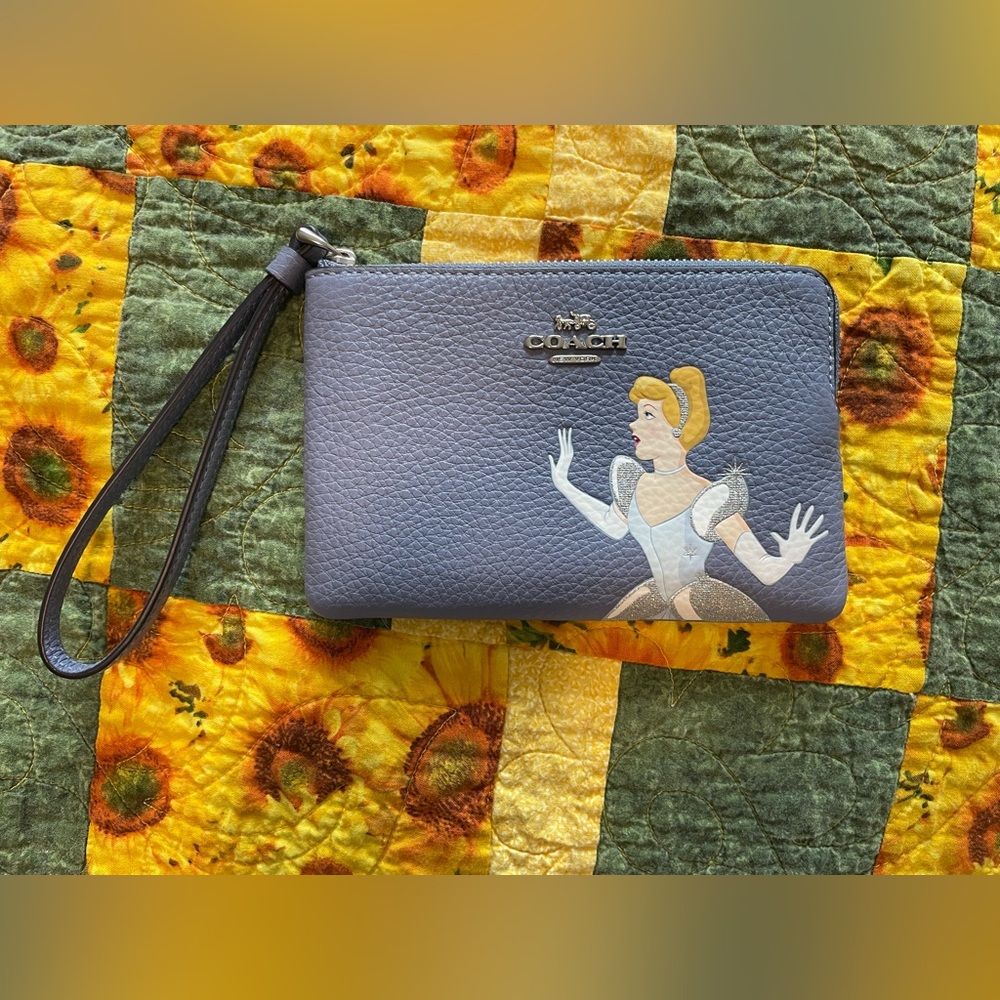 Disney X Coach Corner Zip Wristlet With Cinderella - NWOT